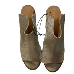 Express Womens Shoes Size 10 Open Toe Sandals Tan
